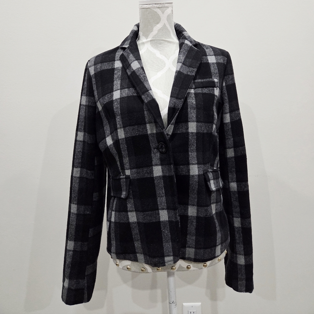 Costa Blanca Black and Gray Checkered Blazer